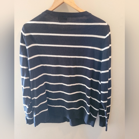 Old Navy womans striped cardigan. Size large - Picture 3 of 4